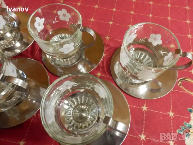 Стъклени чаши с метални дръжки и иноксови чинийки, снимка 3 - Чаши - 49768638