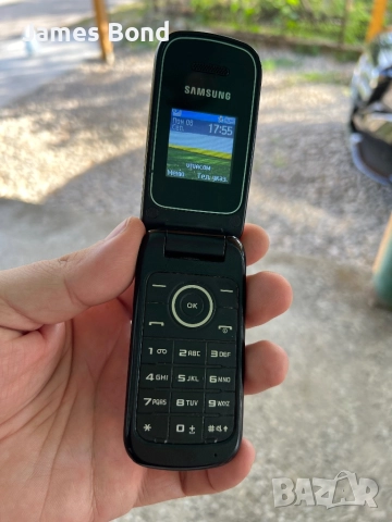 Samsung с капаче Червен , снимка 2 - Samsung - 51645782