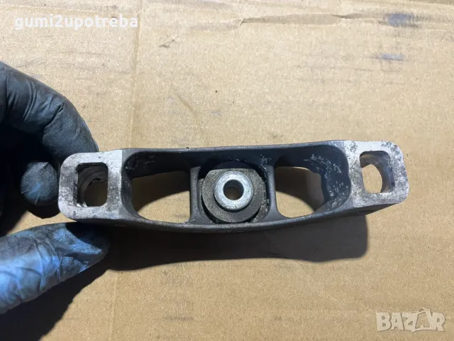 Държач Инжектор 94811051501 Porsche Cayenne 957 4,8I V8 2007, снимка 3 - Части - 49742863