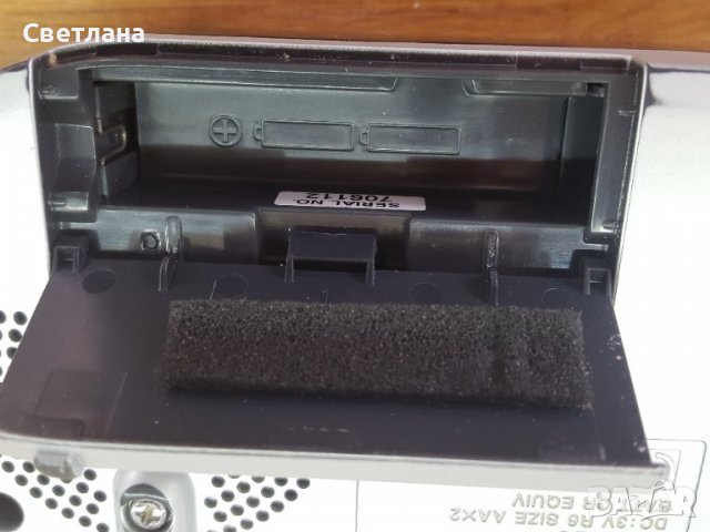 Компактно преносимо радио Sony icf-304, снимка 6 - Радиокасетофони, транзистори - 37495932