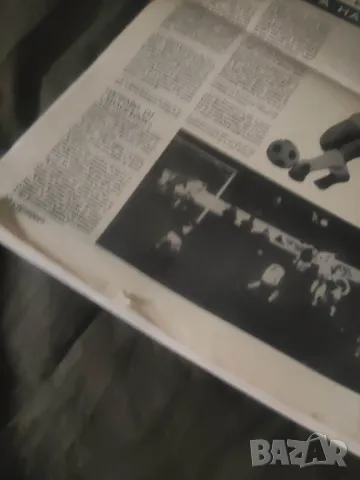 Продавам вестник " Старт " бр.136 , снимка 3 - Списания и комикси - 47396454