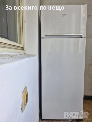 Хладилник с камера BEKO