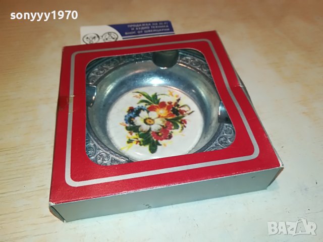 пепелник с цвете от германия 0504231140, снимка 16 - Колекции - 40262108