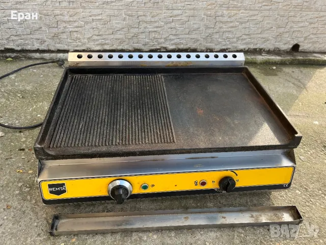 Професионална електрическа скара с две секции, използвана