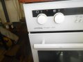 Немска печка с керамичен плот и голяма фурна , снимка 1 - Печки, фурни - 28474390