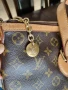 LOUIS VUITTON оригинална чанта, снимка 9