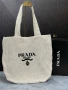 чанти prada loewe , снимка 4