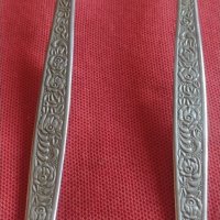 Две стари лъжици красива орнаментика STAINLESS STEEL MADE IN JAPAN за КОЛЕКЦИОНЕРИ 42091, снимка 4 - Други ценни предмети - 43845082