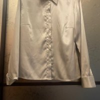 Продавам чисто нова - блуза копринен сатен марка BatiBaleno, снимка 3 - Ризи - 39932512