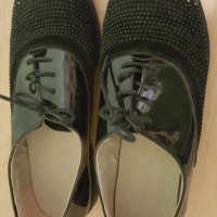 обувки, снимка 1 - Дамски ежедневни обувки - 26921903