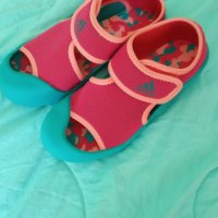 Детски обувки, снимка 1 - Детски маратонки - 32374567