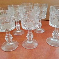 Кристални чаши, снимка 1 - Антикварни и старинни предмети - 32925325