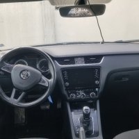 Шкода Октавия 2018 2.0тди Skoda Octavia 2.0tdi 150коня на части, снимка 6 - Автомобили и джипове - 43230671
