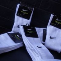 чорапи , снимка 2 - Дамски чорапи - 43380009