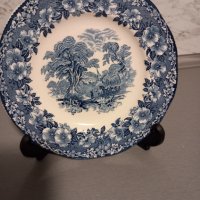 Красива чиния/плато  от английски порцелан , снимка 1 - Чинии - 43886688