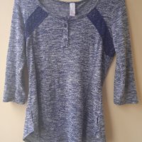 Ефектна дамска блуза No Boundaries - Отлична!, снимка 1 - Блузи с дълъг ръкав и пуловери - 43317473