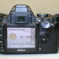 Фотоапарат Nikon D60 с обектив Nikkor AF-S 18-55 VR, снимка 2 - Фотоапарати - 42958405