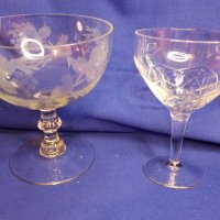 Два вида стъклени чаши по 3 бр за шампанско или мелби, вино, снимка 9 - Чаши - 43427084