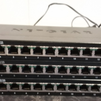 Суич Netgear GS316 , unmanaged 16 port Gigabit switch, снимка 1 - Суичове - 44902319