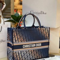 Дамски чанти Christian Dior , снимка 2 - Чанти - 37131549