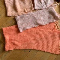 Плетени дрехи, снимка 3 - Шапки, шалове и ръкавици - 43233254