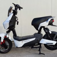 Електрически скутер YC-H в бял цвят, снимка 3 - Мотоциклети и мототехника - 43701446