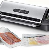 Уред за вакуумиране FoodSaver FFS017X, 28 см, Функция мариниране, Сребрист/Черен, снимка 1 - Други - 38105797