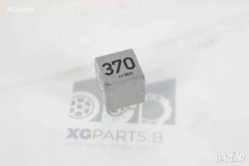 Реле 370 за Volkswagen Passat B5, B5.5 (1996-2005) 8D0951253, снимка 1