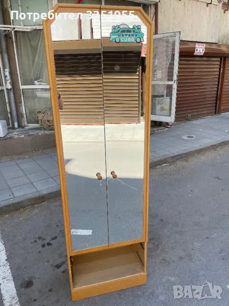 Двукрилен малък гардероб, снимка 1