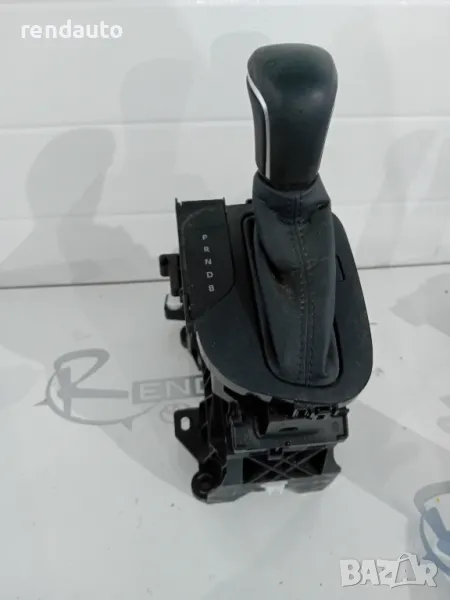 Скоростен лост toyota yaris cross 1.5 hybrid 2019-2024, снимка 1