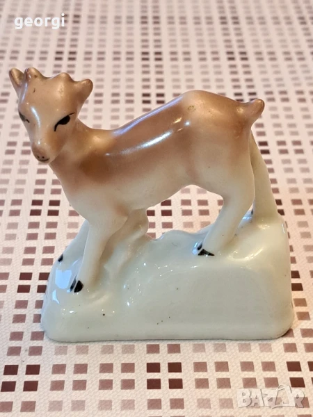 порцеланова фигурка козле Izida, снимка 1