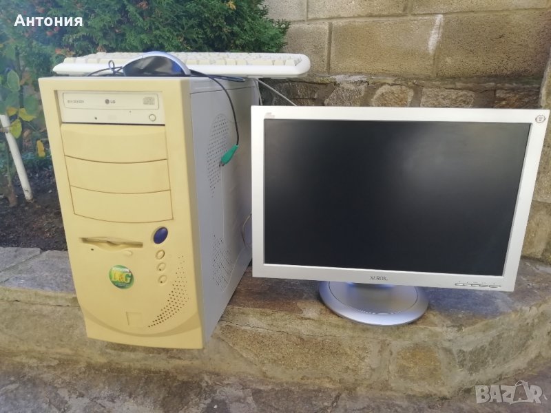 Компютър и монитор, снимка 1