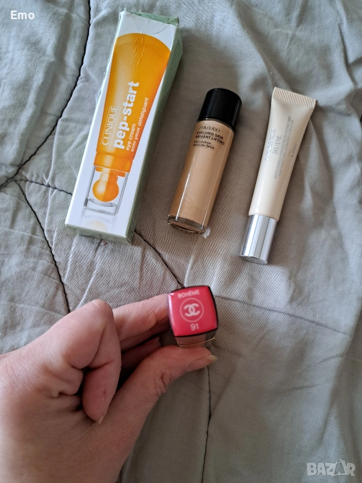 Грим, снимка 1