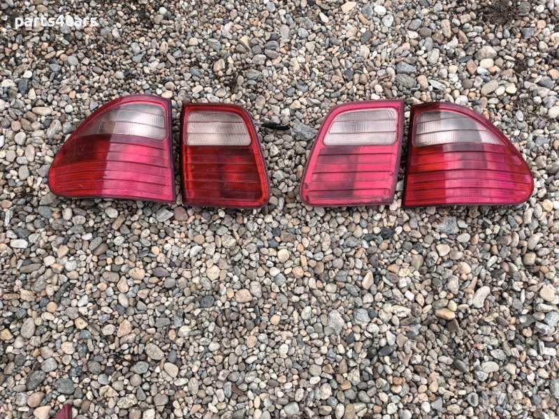 ляв и десен вътрешен и външен стоп за мерцедес е класа в210 комби MERCEDES E class W210, снимка 1