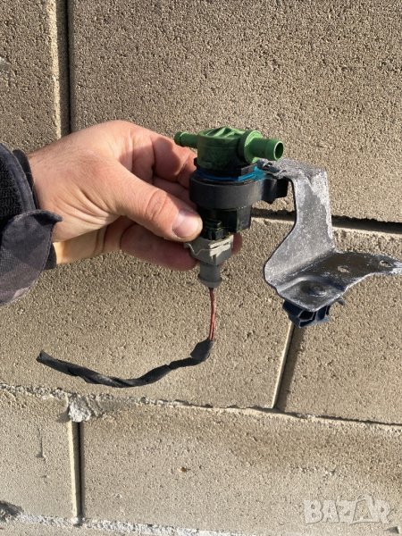 Magnit ventil w203 kompressor 0004703293 бензин магнит вентил, снимка 1