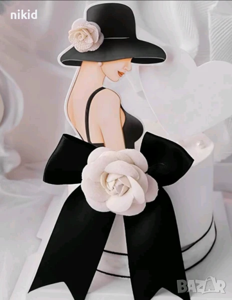 Жена Дама в черно със шапка и пандела пластмасов топер украса декор торта, снимка 1