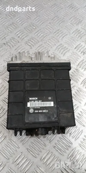 Компютър VW Golf 3 1.4i 1993г.	, снимка 1