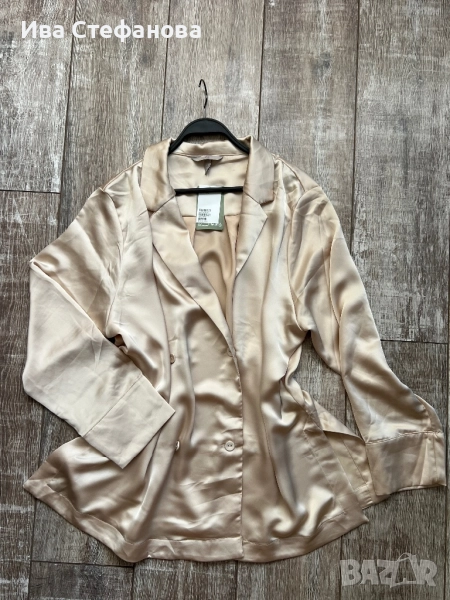 Ново етикет бежово екрю сатен сатенено елегантно сако 2Хл 2 XL , снимка 1