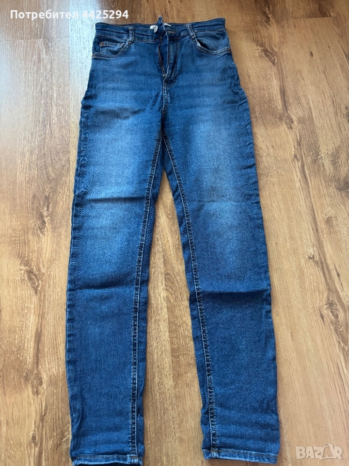 Дамски дънки Pull and bear, снимка 1