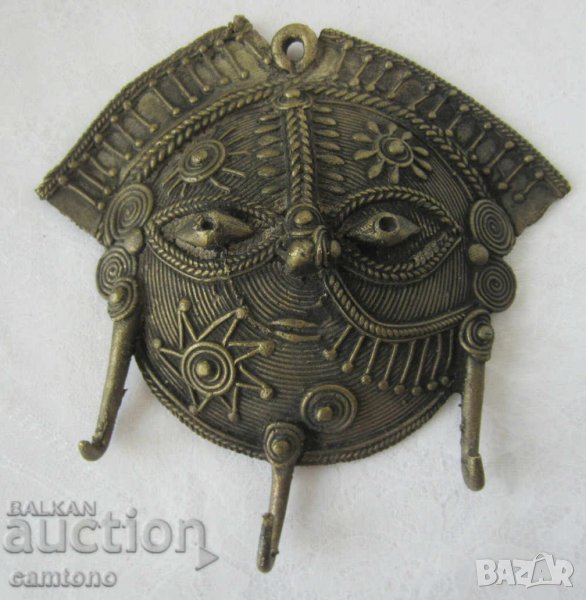 маска глава лице стара бронзова закачалка за ключове антика, снимка 1
