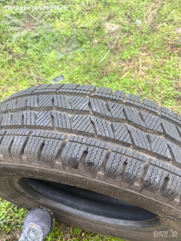 Гуми, снимка 1