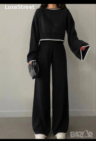 Дамски Комплекти 🤍, снимка 1