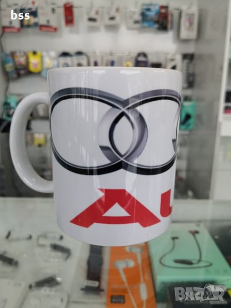 Бяла порцеланова чаша с логото на АУДИ / AUDI, снимка 1