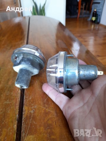 Стари подфарници,габарити Москвич, снимка 7 - Други ценни предмети - 36904255