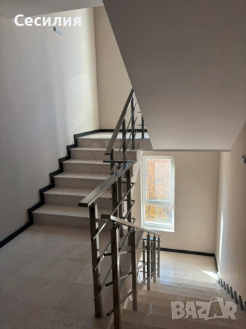 Продавам Апартамент, снимка 2 - Апартаменти - 52446178