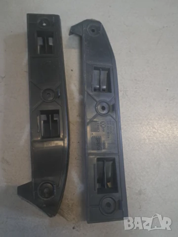 Оригинални държачи предна броня за голф 4 бора