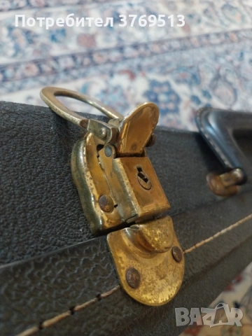 Gibson USA  колекционерски куфар за китара, снимка 3 - Други - 53047306