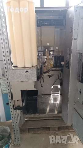 Вендинг автомат Зануси Зенит , снимка 4 - Други машини и части - 52591860