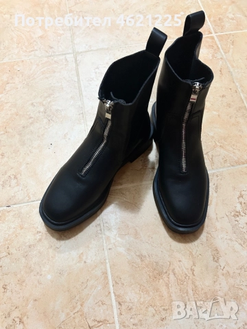 Боти Reserved, снимка 1