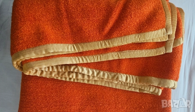 Две оранжеви одеала р.180/130, снимка 7 - Олекотени завивки и одеяла - 51785867